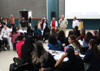 LA PREPARACIÓN ES ESENCIAL PARA MEJORAR LA EDUCACIÓN EN BCS: CASTRO COSÍO