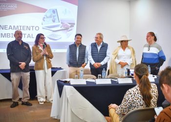 XV Ayuntamiento sostiene reunión informativa con integrantes de CANIRAC sobre Derecho de Saneamiento Ambiental