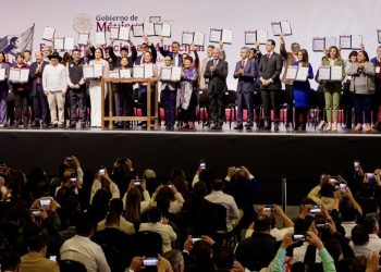 ASISTE GOBERNADOR VÍCTOR CASTRO AL ENCUENTRO NACIONAL MUNICIPAL 2025