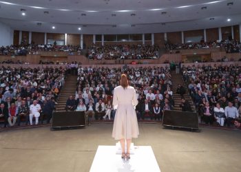 Proyecto político de Leggs a punto de recibir la última palada para su entierro político.