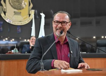 Propone diputado Sergio Guluarte reconocer a la UABCS en el marco de su cincuentenario