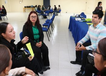 Capacita SEP a directivos de bachilleratos en la elaboración de proyectos comunitarios