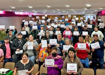 Aprueba COEPRIS curso a manejadores de alimentos que trabajarán en el Carnaval La Paz