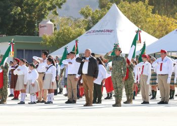Celebra el Gobierno de BCS el Día de la Bandera Nacional: VMCC