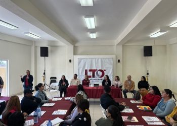 PAZ OCHOA PONE EN MARCHA EL PROGRAMA DE MAESTROS MONITORES