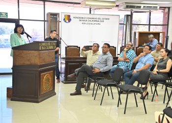 Imparten el Congreso de BCS conferencia magistral