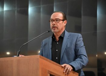 Impartición de justicia con perspectiva de género propone el diputado Sergio Guluarte