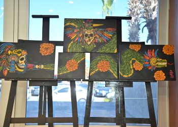 Abierta exposición pictórica del colectivo “Mujeresaladas” en la Sala de Sesiones José María Morelos y Pavón