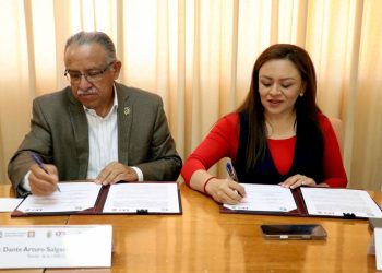 XI AYUNTAMIENTO Y UABCS SIGNAN CONVENIO PARA FORTALECER LA EDUCACIÓN Y EL DESARROLLO SOCIAL EN LORETO