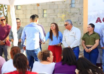 VEINTICUATRO FAMILIAS LORETANAS RECIBEN VIVIENDAS PROGRESIVAS