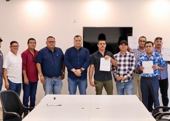 Sostiene Saúl González, encuentro de trabajo con el sector hotelero de Los Cabos y entrega permisos a transportistas