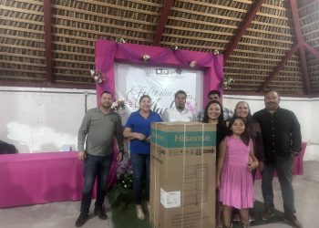 GOBIERNO DE LORETO LLEVA FESTEJO DE DÍA DE LAS MADRES A COMUNIDAD DE SAN JAVIER