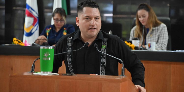 Expuso el diputado Erick Ivan Agundez Cervantes una síntesis de acciones en materia de PC.
