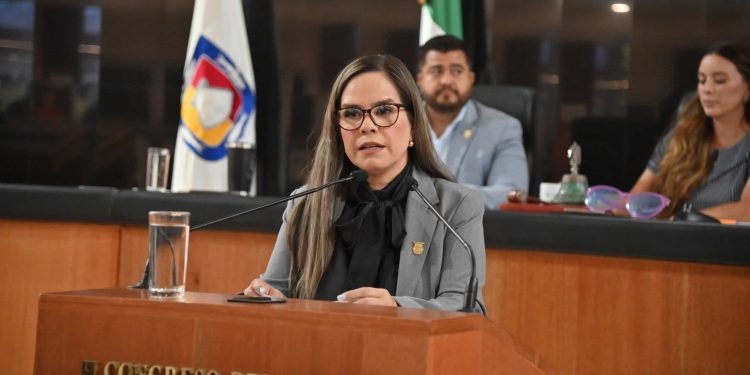 El Congreso del Estado, exhortó a CAPUFE y a las autoridades federales competentes, para que a la brevedad signen un convenio con el Poder Ejecutivo del Estado y el Ayuntamiento de Los Cabos, para implementar un programa de apoyo para los habitantes y visitantes del Municipio de Los Cabos, que amplié el derecho a la movilidad.