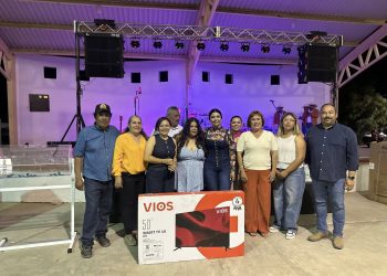 FESTEJAN “DÍA DE LAS MADRES” EN LAS COMUNIDADES RURALES DE LIGÜÍ, ENSENADA BLANCA Y SAN NICOLAS