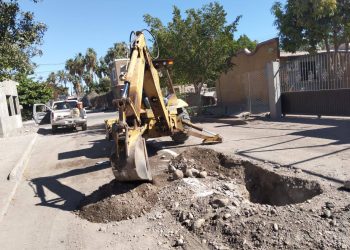 OOMSAPA LORETO INICIA TRABAJOS DE REEMPLAZO DE TUBERIA EN RED DE DRENAJE PÚBLICO