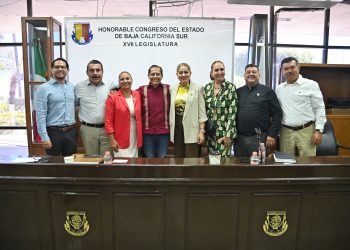 Disertan en el Congreso de BCS sobre programa de abasto social de leche  Liconsa