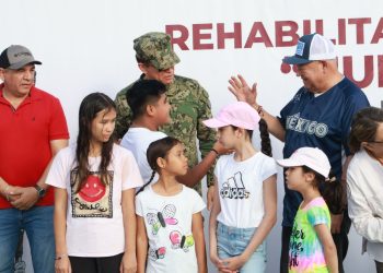 Encabeza gobernador VCC jornada de limpieza en la unidad deportiva Nuevo Sol