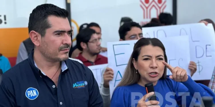 Rigoberto Mares, presidente estatal del PAN y la diputada local Lupita Saldaña, han confotmado la dupla perfecta para alcanzar un rotundo fracaso político-electoral ante las pífias y errores cometidos en su partido. (archivo)