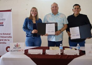 Firman ICATEBCS y SEDIFBCS comodato para impulsar la formación digital