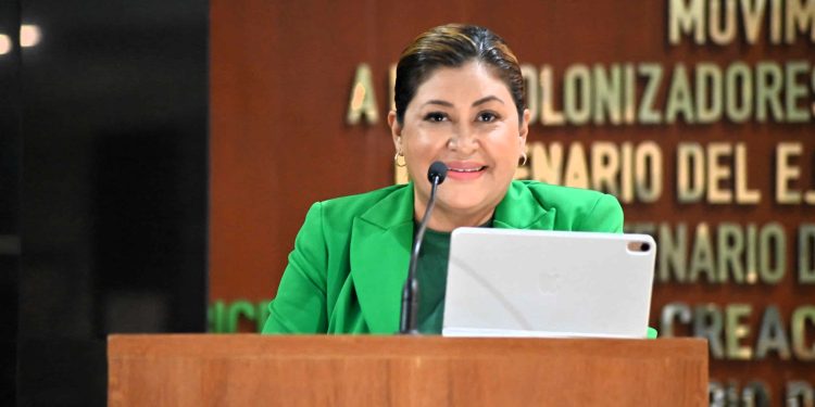 La diputada Cristina Contreras se comprometió a legislar por una transformación sostenible del turismo que respete los ecosistemas y que genere condiciones dignas para quienes trabajan en este sector.
