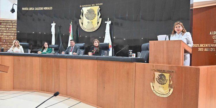 Este lunes 1 de septiembre la XVII Legislatura (2024-2027) inició su segundo año de ejercicio constitucional. Este año debe ser el de la consolidación, un Congreso que consolide la confianza de la ciudadanía, afirmó la diputada María Cristina Contreras Rebollo, presidenta de la Mesa Directiva.