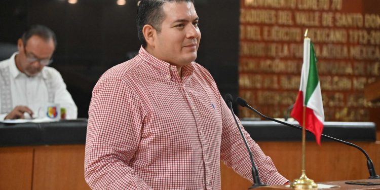 Propone el diputado Fabrizio del Castillo que el Parlamento de la Juventud sea virtual o presencial acorde a las necesidades e intereses de quienes participen.