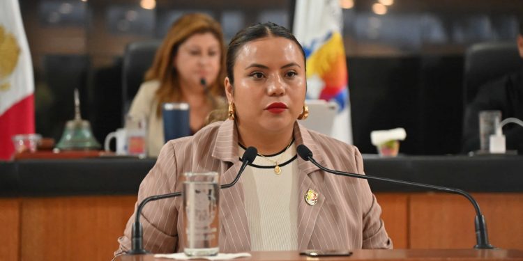Propone la diputada Guadalupe Vázquez incluir el derecho a la salud mental en la Constitución de BCS a fin de prevenir suicidios en el Estado.