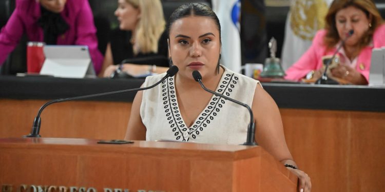 Congreso a GN, PC y los 5 ayuntamientos a diseñar un plan para el cierre de carreteras y calles que sean cauce de arroyos, cuando se presenten lluvias.