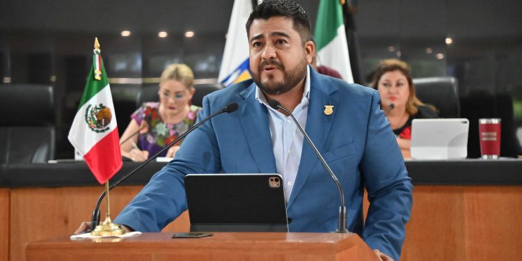 El diputado Omar Torres (PT) propuso instituir la comisión municipal de pesca y acuacultura en BCS para fortalecer la atención al sector.