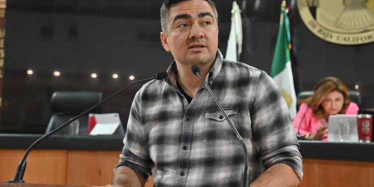 a XVII Legislatura aprobó la proposición con punto de acuerdo presentada por el diputado Sergio Huerta Leggs mediante la cual se exhortará a la titular de la SEPUIMMBCS, a que en coordinación con instancias en la materia, actualicen las normas en materia de construcción.