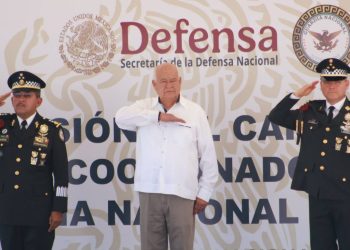 Gobernador Castro Cosío preside la ceremonia de posesión del nuevo Coordinador de la Guardia Nacional en BCS