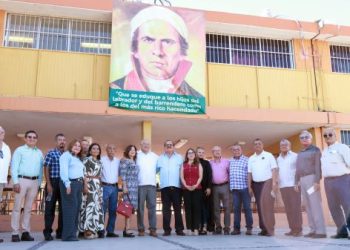 Benemérita Secundaria Morelos, ejemplo de trabajo y compromiso: Víctor Castro