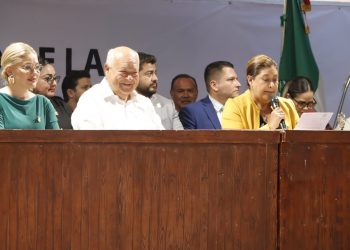 Asiste gobernador VCC a la conmemoración de los 70 años de fundación de Ciudad Insurgentes