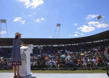 Más apoyos para BCS anuncia Sheinbaum y reitera que “son tiempos de mujeres”.