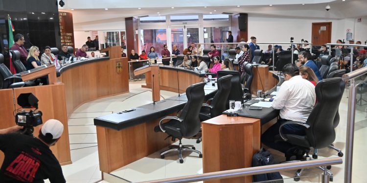 El pleno de la XVII Legislatura del Congreso del Estado no aprobó los dictámenes presentados por la Comisión Permanente de Vigilancia de la Auditoría Superior del Estado, en relación a las cuentas públicas 2023 de OOMSAPAS Comondú, OOMSAPAS La Paz, OOMSAPAS Los Cabos, municipio de Mulegé e Instituto Tecnológico Superior de Los Cabos, siendo aprobadas, en su defecto, las cuentas públicas 2023 del Congreso del Estado y del municipio de La Paz.
--