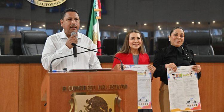 La XVII Legislatura del Congreso del Estado de Baja California Sur, por medio de la Comisión de Asuntos Educativos, reactivó el Parlamento Infantil Sudcaliforniano bajo el lema “Formando la Nueva Democracia Sudcaliforniana”, promoviendo la participación, el civismo y el liderazgo entre niñas y niños de quinto y sexto grado de primaria.
