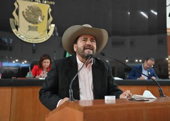 Rinde diputado Venustiano Pérez informe del primer año de trabajo