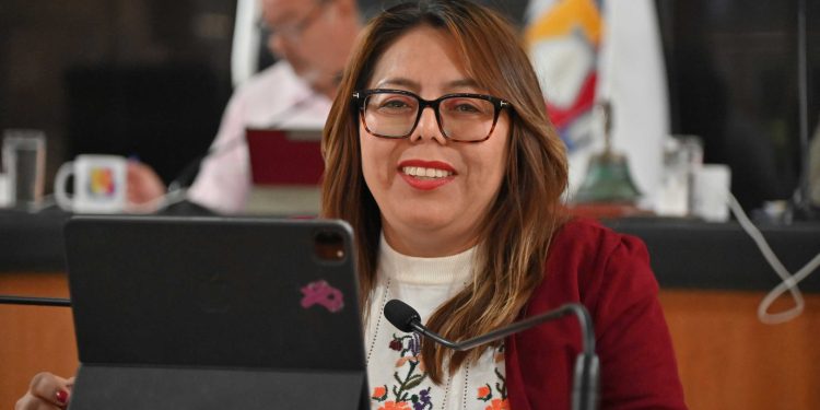 La XVII Legislatura exhortará a la SADER, CONAPESCA e IMIPAS a realizar una evaluación científica integral de los productos marinos del complejo lagunar Ojo de Liebre. Fue propuesta por la diputada Teresita Valentín.