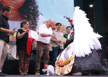 Encabeza Víctor Castro, el festival de Día de Muertos en la Unidad Cultural Jesús Castro Agúndez