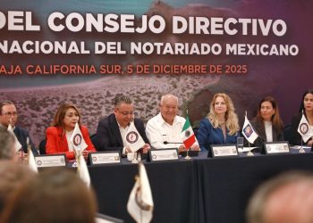 Gobernador inaugura en La Paz la sesión del Consejo Directivo del Colegio Nacional del Notariado Mexicano