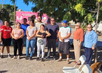 INSTALAN COMITÉ DE CONTRALORÍA SOCIAL PARA SUPERVISAR LA CONSTRUCCIÓN DEL CAMPO DE FUTBOL 7 EN COLONIA MIRAMAR