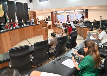 Aprueban reformas a beneficio de las y los trabajadores burócratas