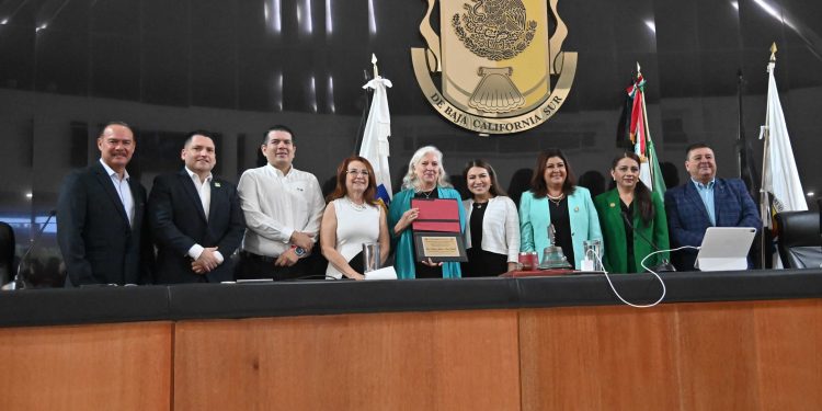 Honra Congreso de BCS a distinguidos científicos con los Reconocimientos 2024 y 2025.