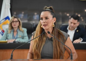 Impulsan la institucionalización del Parlamento de Mujeres