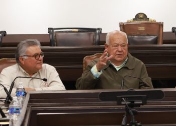 Destaca Gobernador Víctor Castro avances en acciones de vivienda en BCS