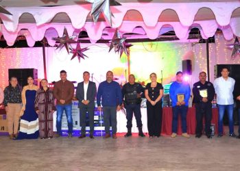 FESTEJA AYUNTAMIENTO DE LORETO A ELEMENTOS DE SEGURIDAD PÚBLICA Y TRANSITO MUNICIPAL POR EL DÍA DEL POLICIA