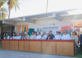 LORETO CONMEMORA EL 86 ANIVERSARIO DEL DÍA DE LA BANDERA