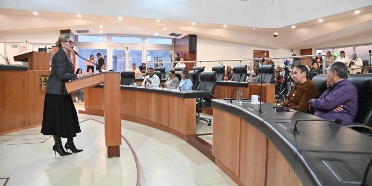 Proponen exhortar a la SEMARNAT Federal realice consultas públicas sobre la posible autorización del proyecto “El santuario del Tío Checo”, de haber un impacto negativo, que niegue cualquier autorización que atente contra la “Sierra de la Laguna”.