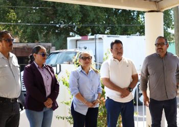 ENTREGA GOBIERNO DE LORETO NUEVO CAMIÓN COMPACTADOR EN COLONIA MIRAMAR PARA FORTALECER LOS SERVICIOS PÚBLICOS